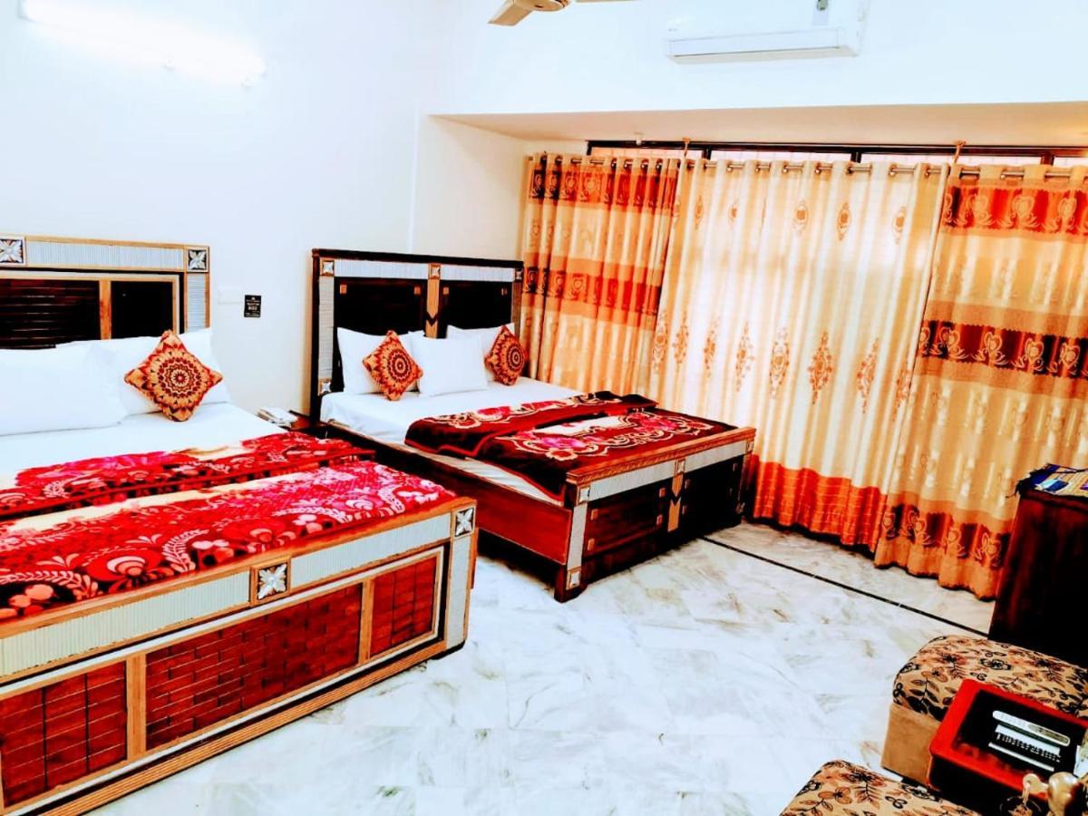 Hotel New Royal Residency Pechs Karachi Esterno foto