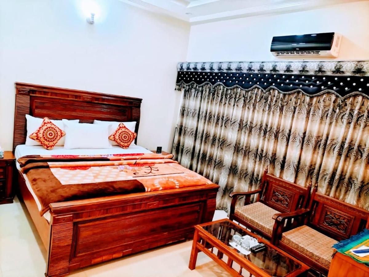 Hotel New Royal Residency Pechs Karachi Esterno foto