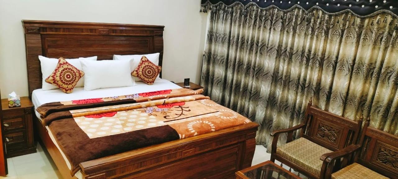 Hotel New Royal Residency Pechs Karachi Esterno foto